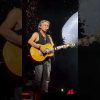 Ligabue riporta a San Siro i sogni di rock’n roll con la “Notte di Certe Notti”