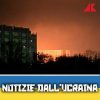 L’inferno russo su Kiev, 18 missili e 430 droni. Bombe sul mercato a Odessa