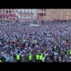 Palio di Siena, grande festa per la vittoria del Nicchio con il fantino Tittia