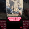 Sciopero scuola, fumogeni e bombe carta al Ministero dell’Istruzione: “Valditara apri le porte”