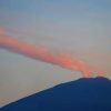 Eruzione Etna, continua colata lavica dalle tre bocche