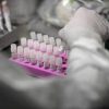 Covid, casi in aumento a luglio: anche il Sars-CoV-2 ha rialzato la testa
