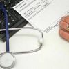 Tumori, l’indagine: oncologi costretti a fare i burocrati per il 40% del tempo