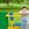 Bimbi di campagna più grassi, sedentari e schermo-dipendenti: lo studio