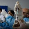 Covid, Bassetti: “In campana con la nuova variante, in Asia aumento di casi”