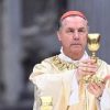 Elezione nuovo Papa, via al Conclave: chi è Ángel Fernández Artime