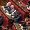 Kefiah e fantasmi in Aula alla Camera, Meloni non raccoglie e solo alla fine ‘sbotta’ con Schlein