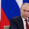 Russia, le manovre di Putin spaventano la Finlandia. Trump: “Nessun rischio”