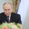 Ucraina, Putin elogia Trump: “È coraggioso, cerca davvero di risolvere il conflitto con Kiev”