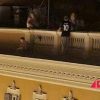 Allarme a Roma, due giovani sul cornicione in pieno centro