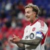 Bernardeschi, provocazione social: “Sono ignorante e credo solo ai soldi” – Video