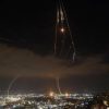 Buio, missili, paura e confusione: la strategia notturna dell’Iran contro Israele
