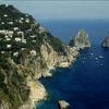 Capri, “vietato disturbare i turisti”: l’ordinanza del sindaco