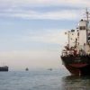 Iran minaccia chiusura stretto di Hormuz, a rischio il 25% del petrolio mondiale