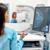 Mastectomia per il 40% delle donne operabili, “disponibili tecniche più conservative”