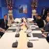 Nato, Meloni firma l’accordo sul 5%: “Spese sostenibili, nessun euro verrà tolto a priorità Italia”