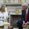 Dazi Trump, von der Leyen: “Pronte contromisure, ma sono sospese”. Meloni: “Italia farà sua parte”