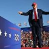 Dazi Usa, Trump annuncia: “Lettere per informare i Paesi sulle tariffe”