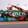 Gp d’Olanda, disastro Hamilton: Lewis si schianta e si ritira. Cos’è successo