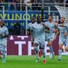 Inter-Udinese 1-2: colpo bianconero a San Siro con Davis e Atta, primo ko per Chivu. Lazio-Verona 4-0