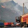 Maxi incendio nel sud della Francia, è massima allerta: donna morta nell’Aude