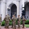 Trump schiera Guardia Nazionale armata a Washington: “Pronta a reagire”