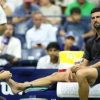Us Open, Djokovic-Tien interrotta e medico in campo per Nole. Cos’è successo