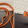 Apple, spunta il nuovo accessorio: la tracolla per iPhone 17