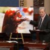 “I gamberi ti fanno diventare Alien”, l’allarme del senatore Kennedy
