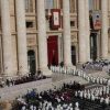 I miracoli attribuiti a Carlo Acutis e Pier Giorgio Frassati, oggi nuovi santi