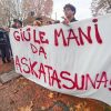 Askatasuna, a Torino corteo contro lo sgombero del centro sociale: “Oggi non è data di fine ma di inizio”