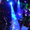 Spray al peperoncino in discoteca, caos e ragazzi in fuga
