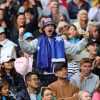 Urlano, cantano e vengono ‘ammoniti’ dall’arbitro: tifosi molesti (e ubriachi) agli Australian Open