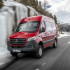 Mercedes, lo Sprinter protagonista delle ‘Storie inascoltabili’ di Maccio Capatonda