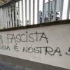 “Righi fascista”, liceo chiuso per atti vandalici. Il preside: “Pura brutalità”