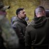 Ucraina, Zelensky in visita nel Donetsk: “Russia prepara offensiva primavera”
