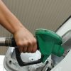 Carburanti, benzina in calo e gasolio sotto i due euro: i prezzi di oggi