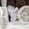 Arnaldo Pomodoro in 45 opere, alle Gallerie d’Italia di Milano il racconto di una vita nell’arte