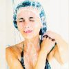La doccia fredda fa dimagrire? La nuova ipotesi e lo studio