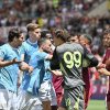 Roma-Lazio, espulsi Rovella e Wesley per rissa: cos’è successo all’Olimpico