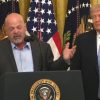 Trump, show alla Casa Bianca con la star di ‘Affari di famiglia’