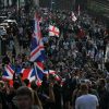 “Non respiro”, polizia non crede a 18enne accoltellato a morte: caso scuote la politica, proteste in Gb