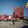 Messina, crolla edificio: vigili del fuoco cercano sei dispersi tra le macerie