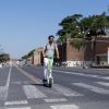 Monopattini, oggi scatta l’assicurazione: ma solo uno su dieci ha la targa