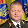 Ucraina, Zaluzhnyi annuncia a Zelensky l’intenzione di candidarsi alle presidenziali