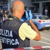 Brescia, accoltellata dall’ex marito davanti al figlio fuori da un centro commerciale