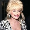E’ morta Dolly Parton, la star della musica country aveva 80 anni