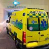 Guida un’ambulanza e lavora sei giorni al mese: “Guadagno 2300 euro”