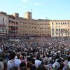 Palio di Siena, domani la grande sfida dell’Assunta: dove vederla in tv