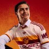 Roma e adidas svelano la nuova seconda maglia ispirata alla ‘pietas’ romana